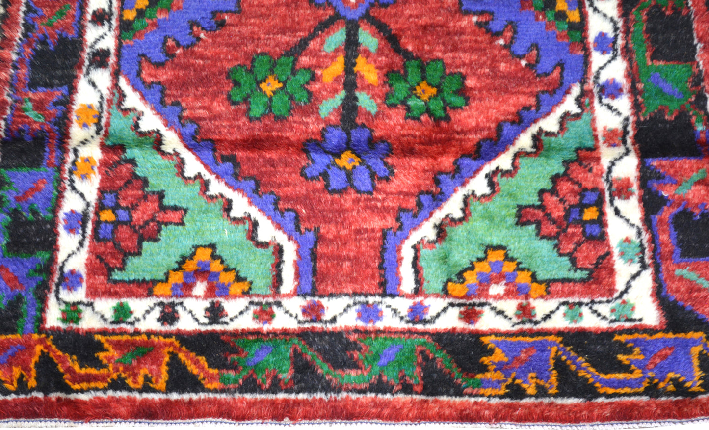 Vintage Turkish Anatolian - 2’ 7" x 5’ 9"