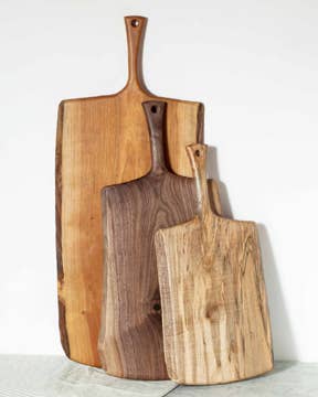 PETERMANS | 21" Cherry Serving Board W/ Handle