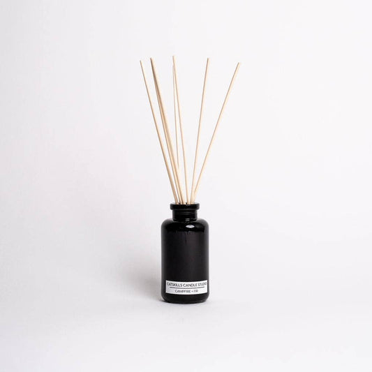 Catskills Candle Studio | Campfire + Fir - Diffuser: Reed Color - Black