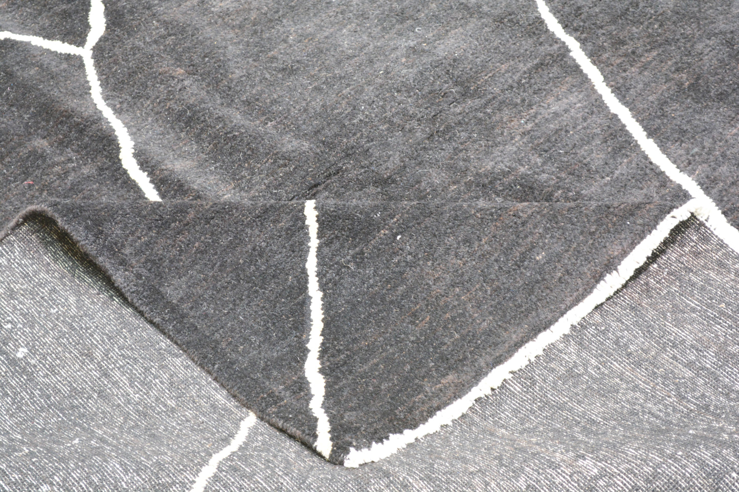 Modern Moroccan Rug 6'5" x 9'7