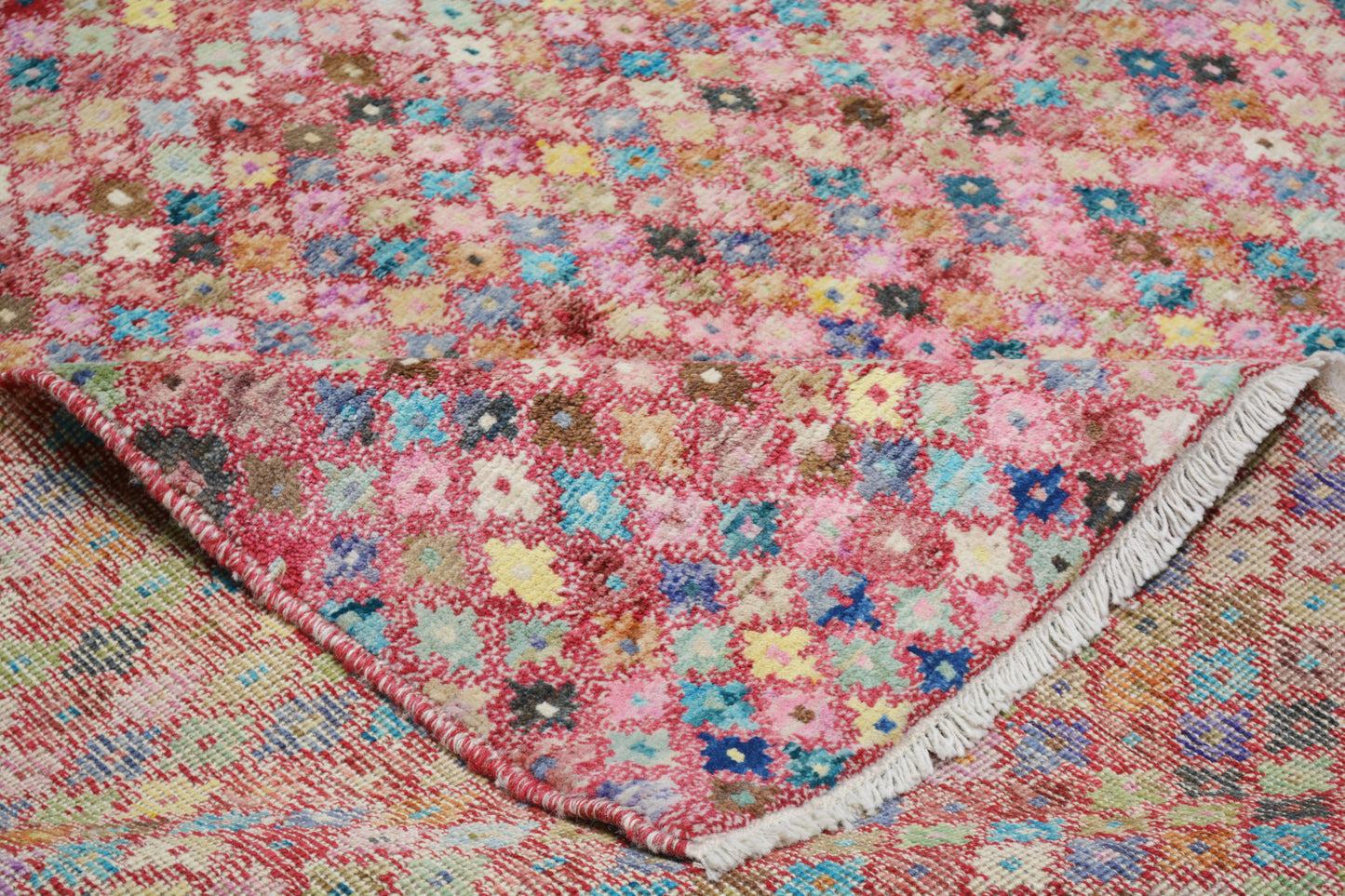 Moroccan Mille Fleur 6' 6" X 9' 3"