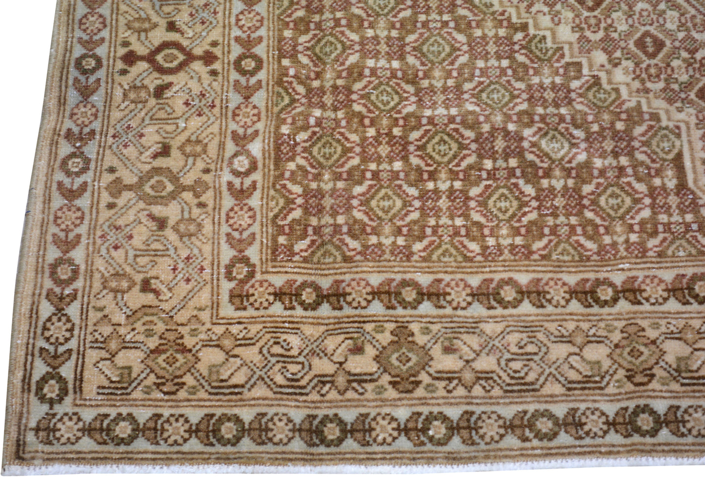 Vintage Turkish Anatolian 4' 1" X 5' 1"