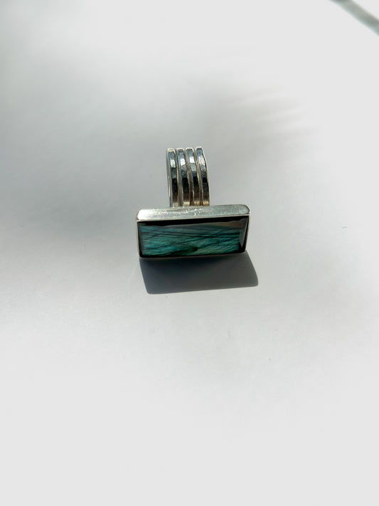 SONJA FRIES | Sterling Silver Labradorite Ring