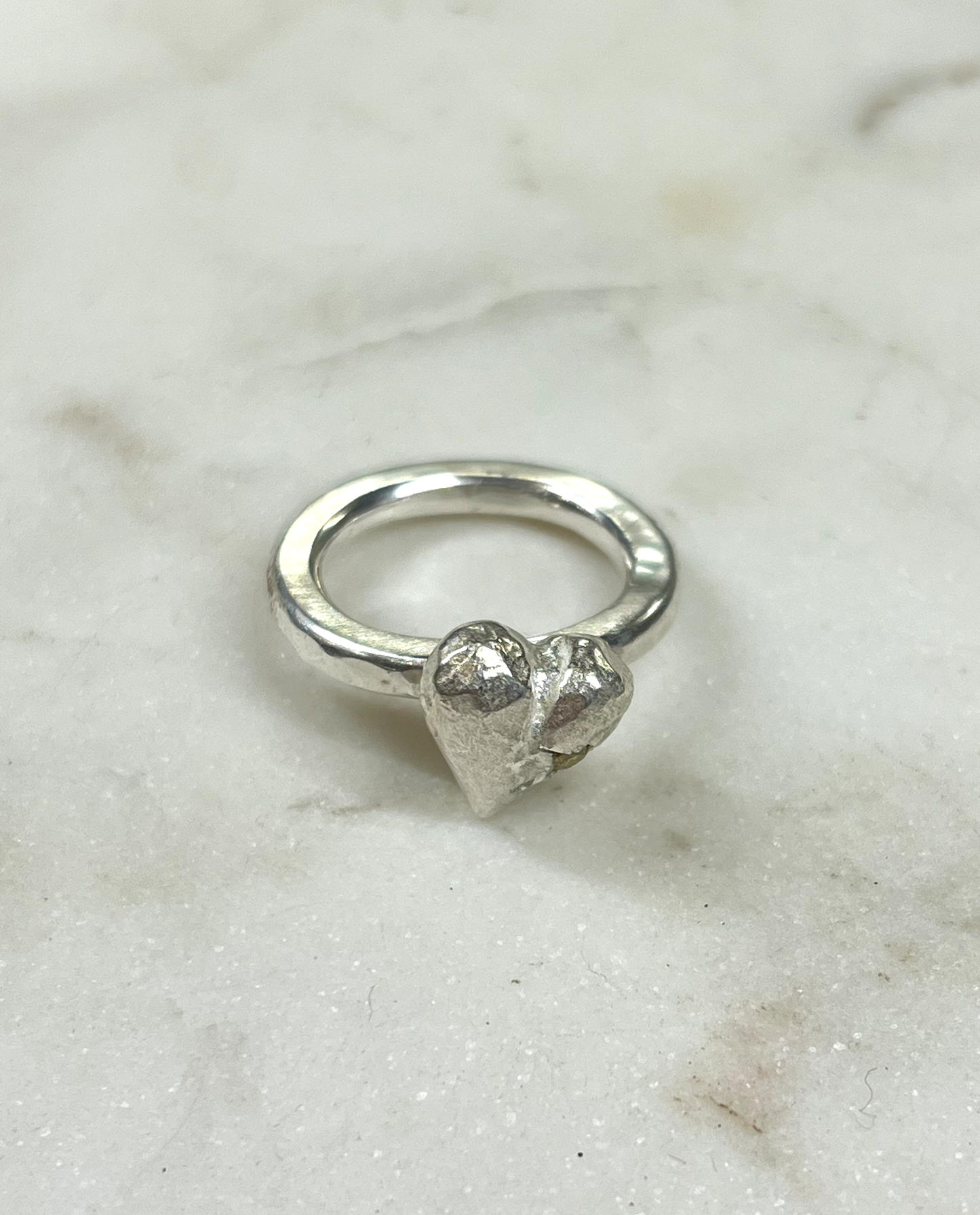 SONJA FRIES | Sterling Silver Heart Ring with Single Yellow Diamond