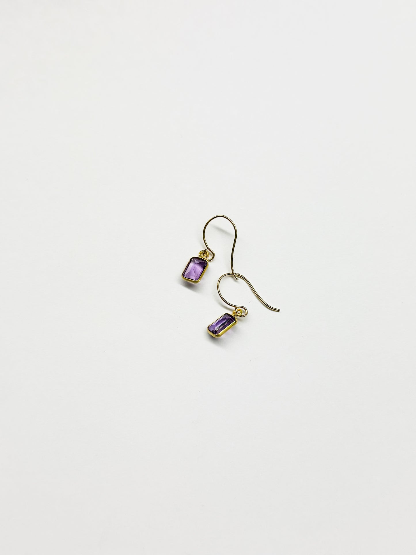 MARGARET SOLOW | Amethyst Baguette & 18kt Gold Earrings