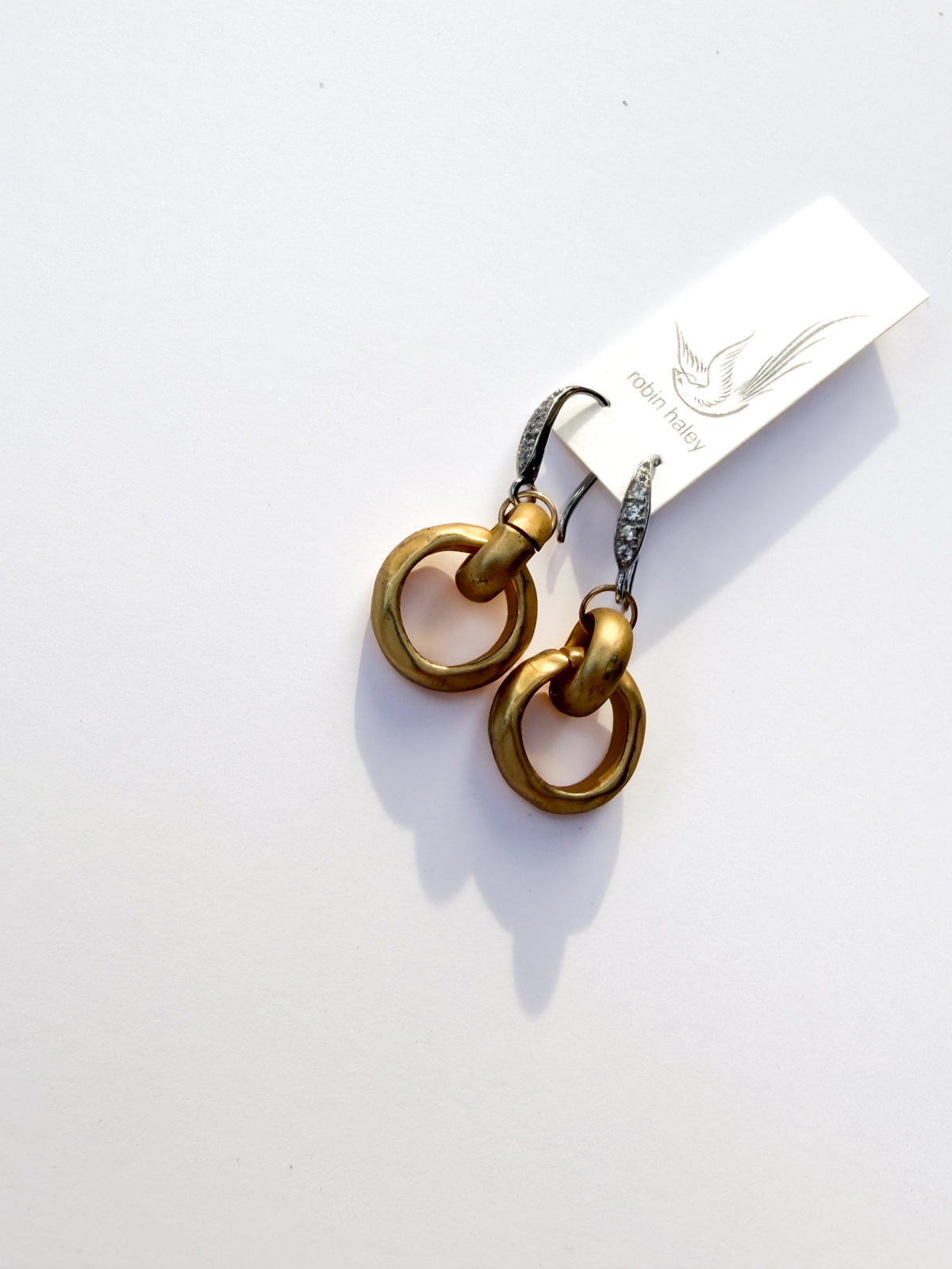 ROBIN HALEY | 14KY Gold Plated Chunky Chain Earring with White Topaz
