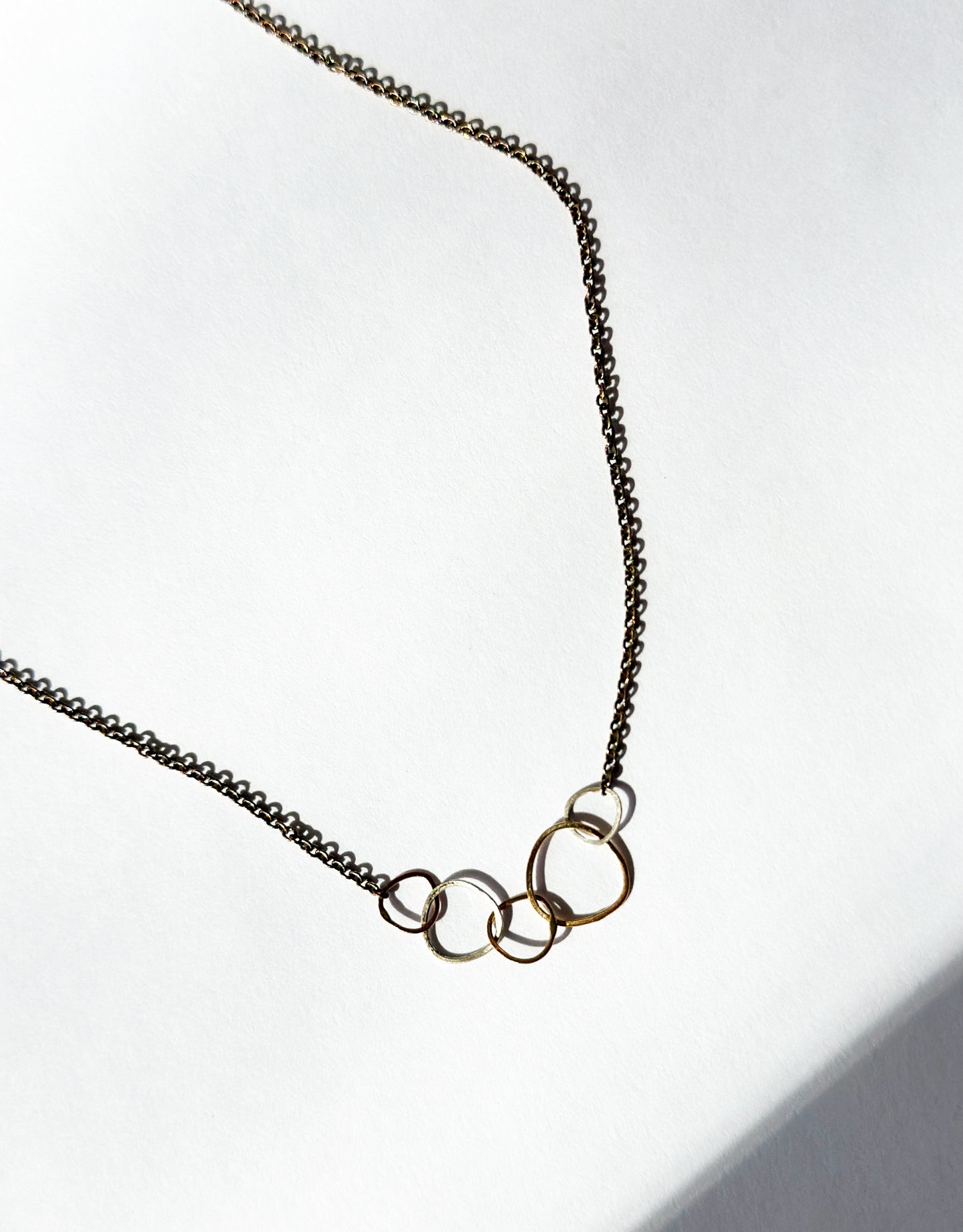 COLLEEN MAUER | Mini Interlocking Pebble Necklace