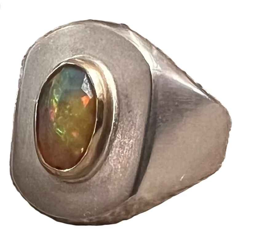 SONJA FRIES | 14K Bezel Sterling Silver Signet Ring W/ Opal Inlay