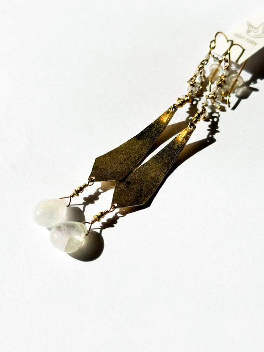 ROBIN HALEY | Gold Moonstone Earrings