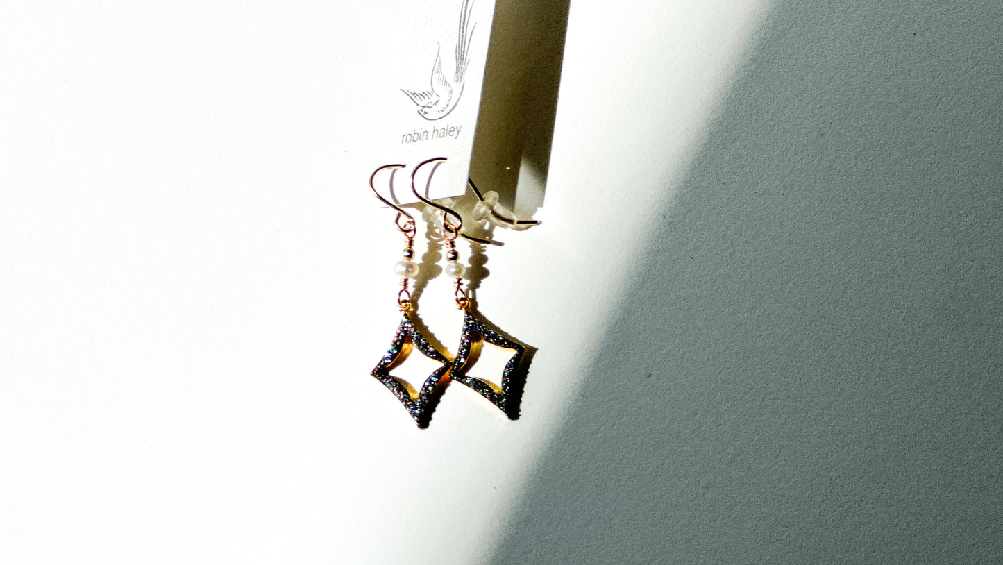 ROBIN HALEY | 14K Gold Plated Diamond shaped earring w/ White Topaz