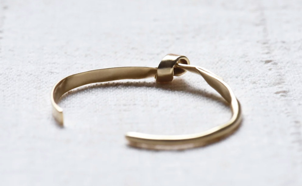 8.6.4 | Brass Cuff CU-H-01