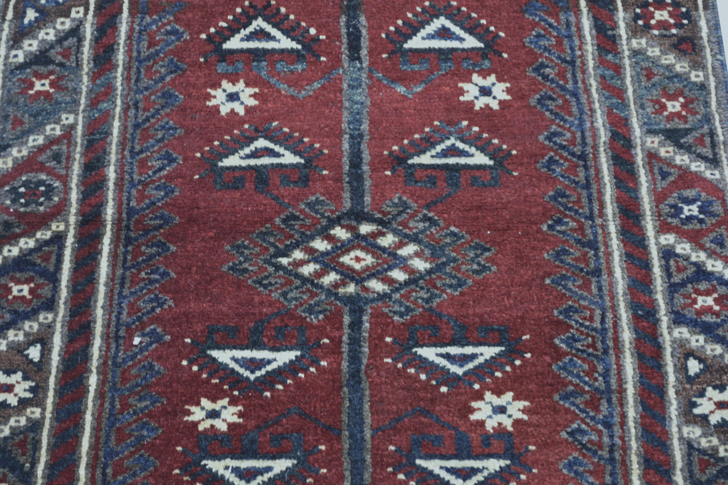 Vintage Turkish Anatolian - 2'7" x 4'10"