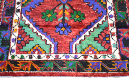 Vintage Turkish Anatolian - 2’ 7" x 5’ 9"
