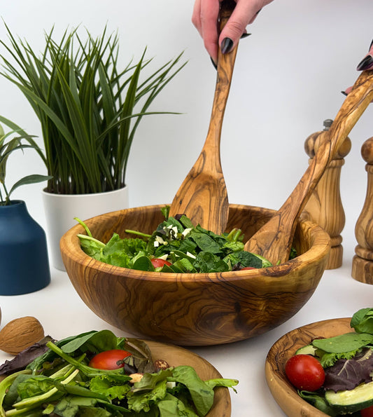 Olive Wood Family Salad Bowl: 11"