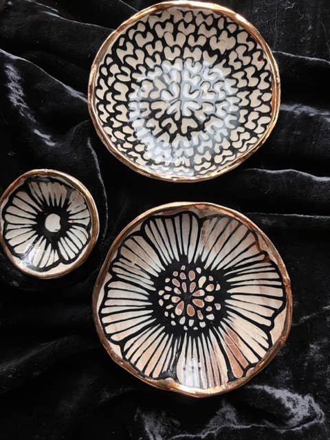 HSIEH CLAY | 2" Handmade Floral Ceramic Catchall Dish with 22K Gold