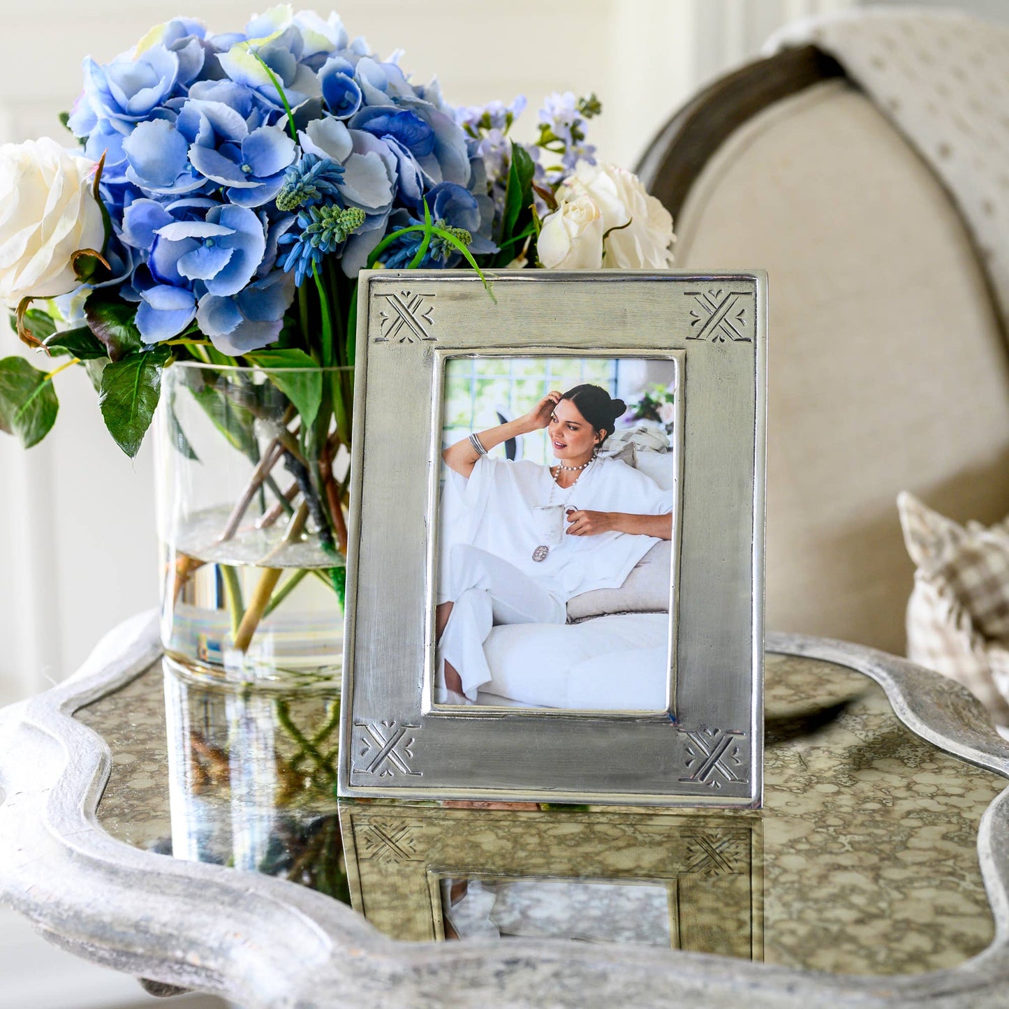 Tuscan Pewter Stamped 4 x 6 Frame