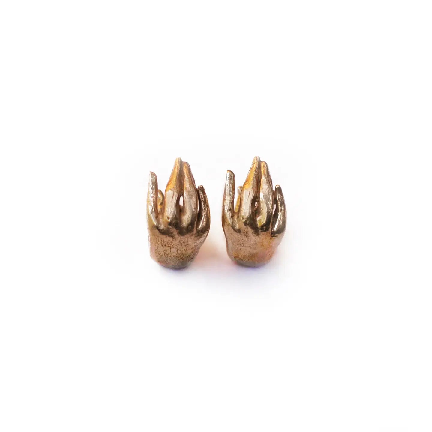 WATER SAND STONE | CRADLE STUD EARRINGS