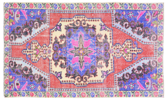 Vintage Turkish Anatolian 4' 0" X 7' 2"
