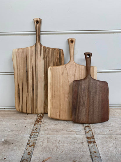 PETERMANS | 21" Cherry Serving Board W/ Handle