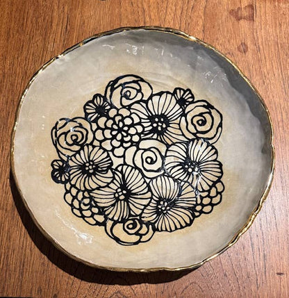 HSIEH CLAY | Handmade Stoneware Large Serving Bowl – Floral 22kt Gold