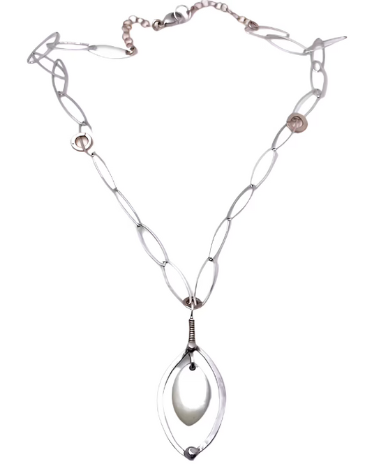 JADEWATER DESIGN | Almond Shell Button Necklace