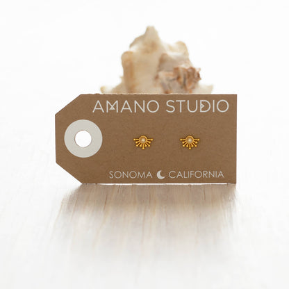 Rays of Light Stud Earrings with Pearl