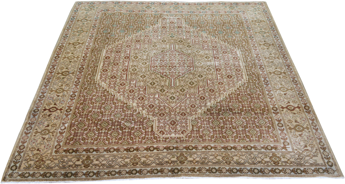 Vintage Turkish Anatolian 4' 1" X 5' 1"