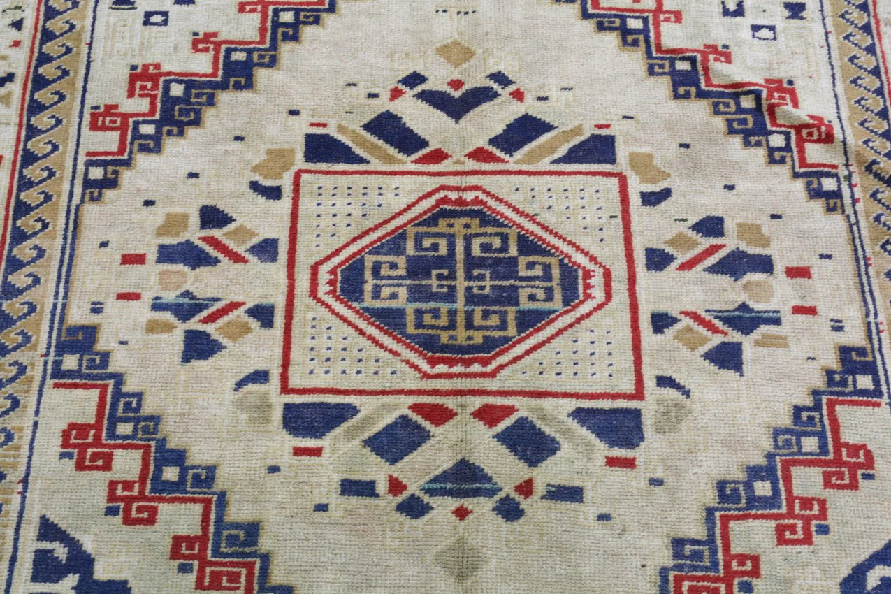 Vintage Turkish Anatolian - 3’7" x 6’3"