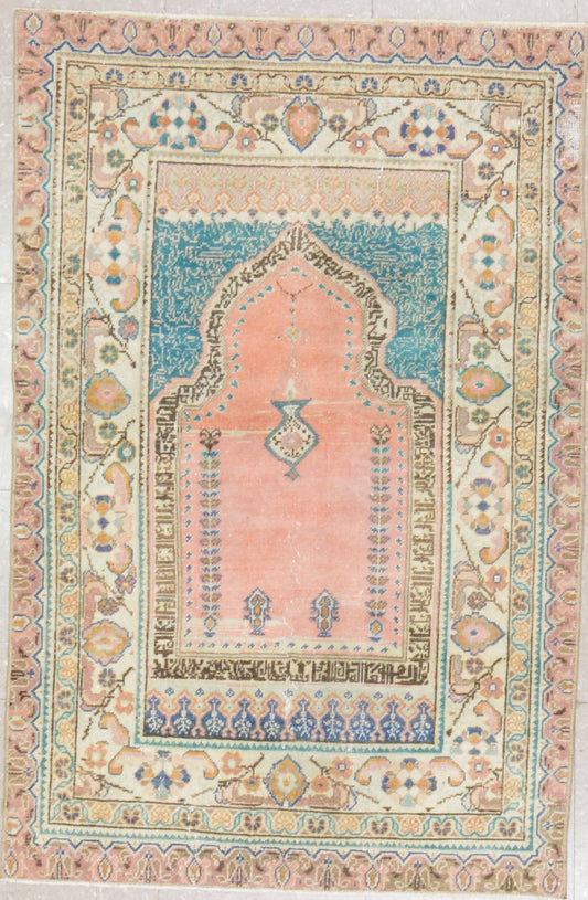 Vintage Turkish Anatolian 2’9" x 4’2"