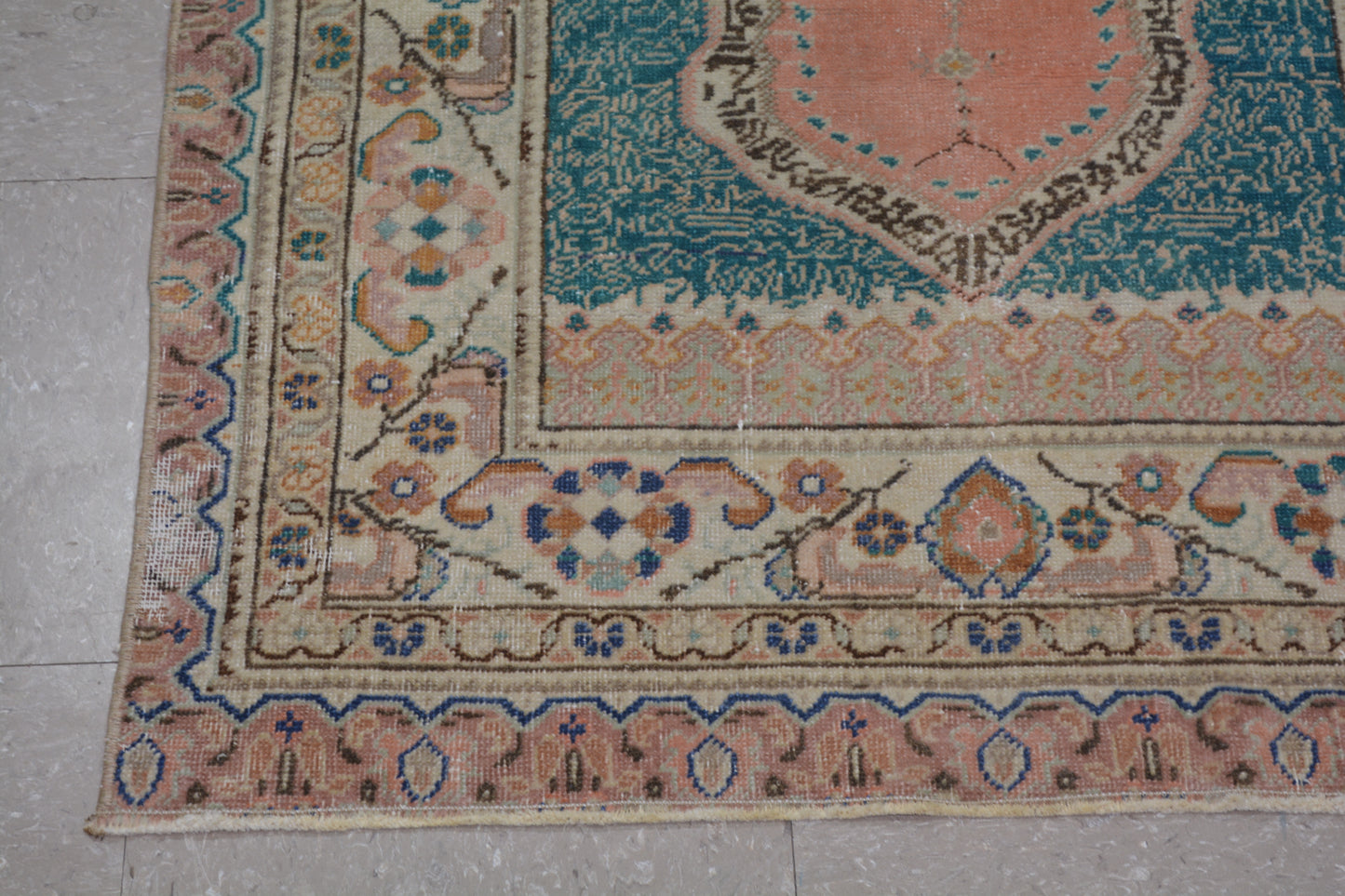 Vintage Turkish Anatolian 2’9" x 4’2"