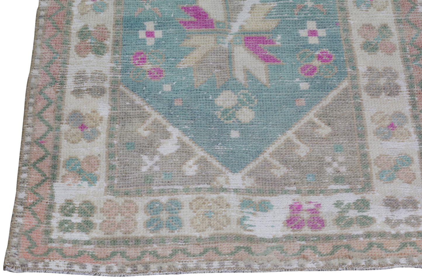 Vintage Turkish Anatolian - 2' 2" x 4' 1"