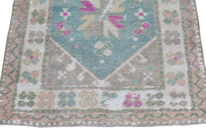 Vintage Turkish Anatolian - 2' 2" x 4' 1"
