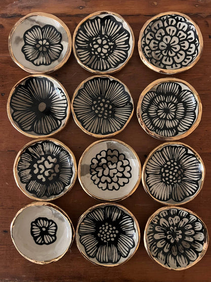 HSIEH CLAY | 4" Handmade Ceramic Trinket Dishes – Floral with 22K Gold