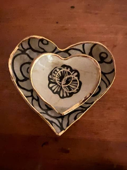 HSIEH CLAY| Handmade Heart-Shaped Floral & 22K Catchall Jewelry Dish