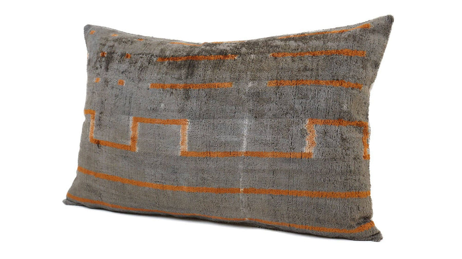 IKAT SILK/VELVET PILLOW | 16