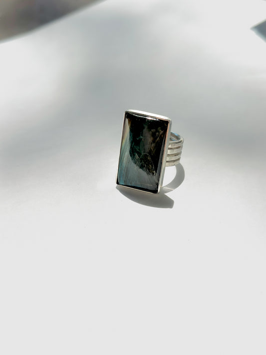 SONJA FRIES | Sterling Silver Labradorite Ring