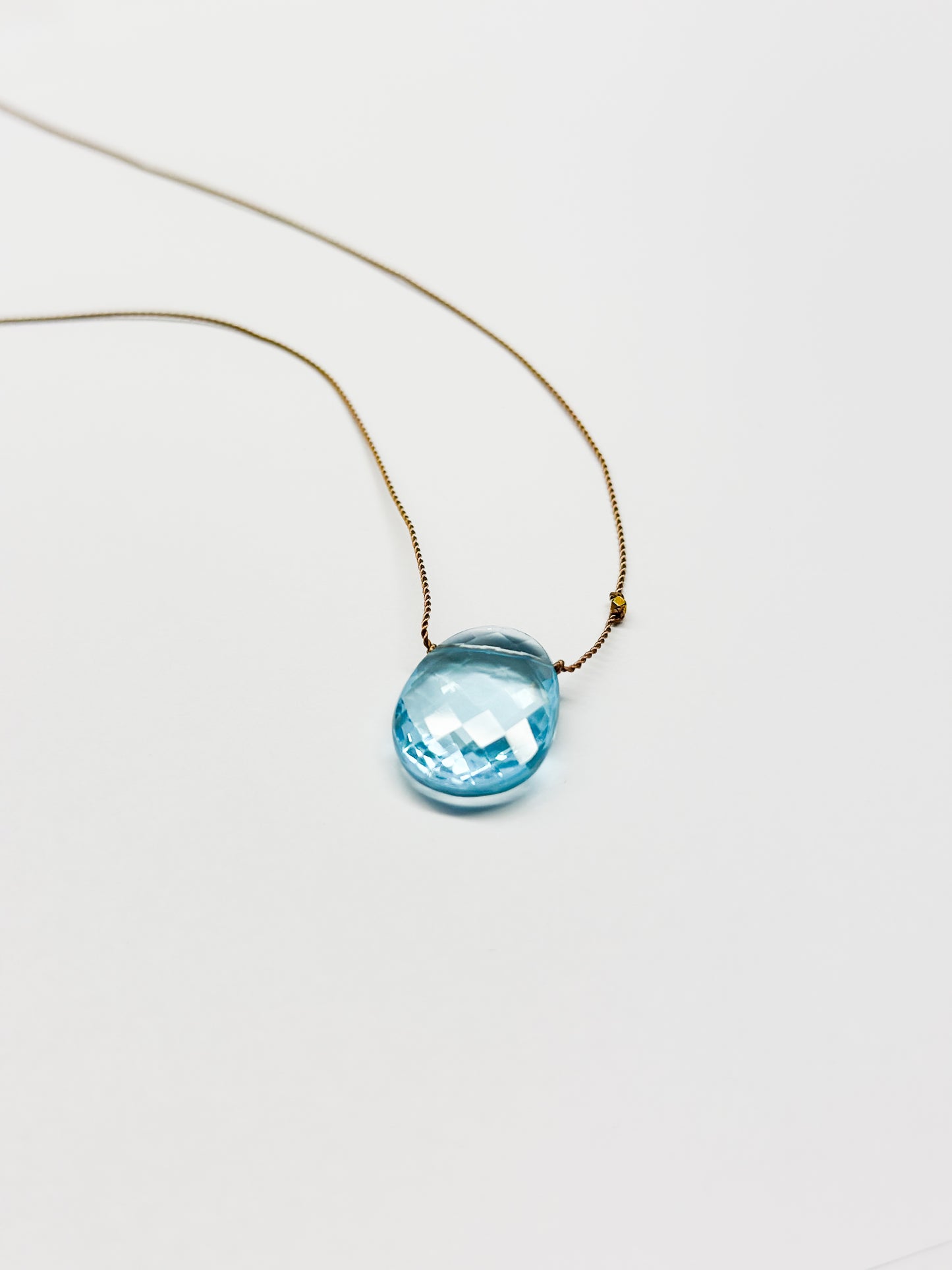 MARGARET SOLOW | Blue Topaz Necklace