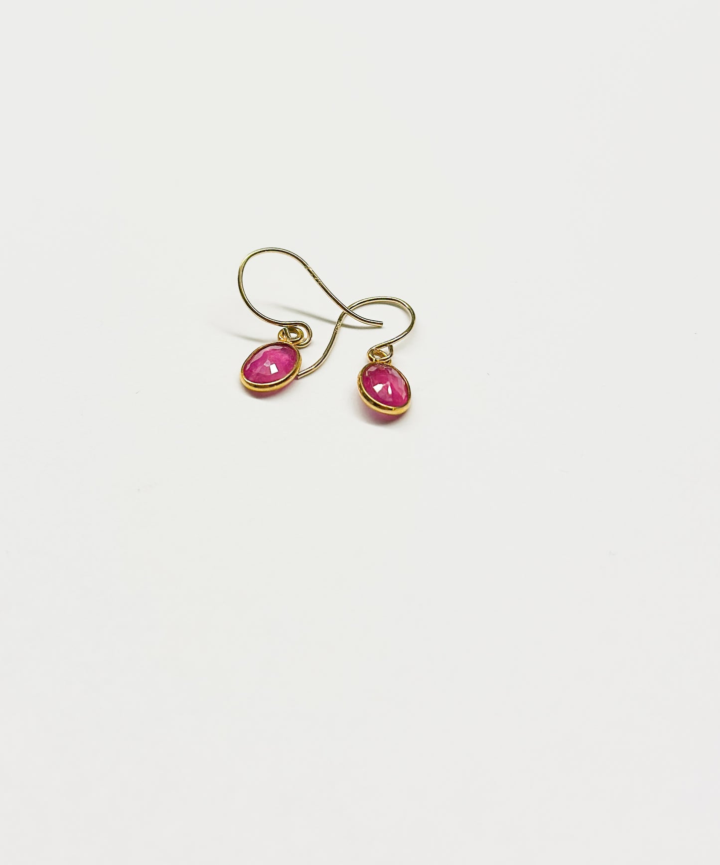 MARGARET SOLOW | Ruby & 18kt Gold Earrings