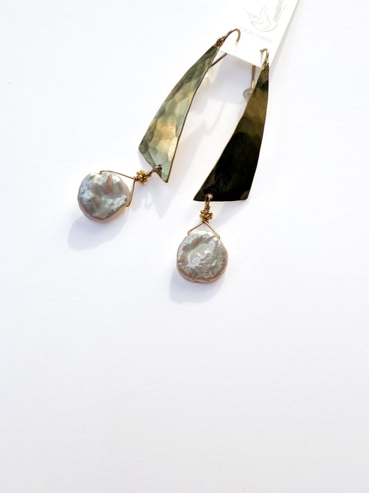 ROBIN HALEY | 14KY Gold Plate Hammered Earrings with White Freshwater Pearl