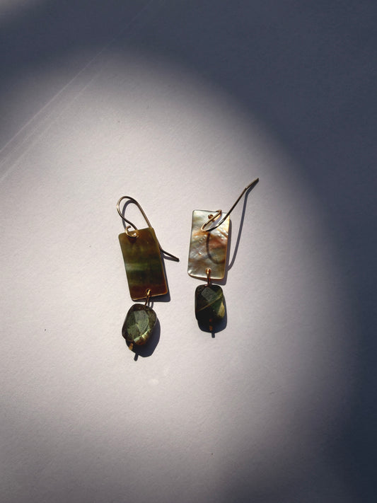 JADEWATER DESIGN | Iridescent Shell Rectangles w Labradorite Drop Earrings