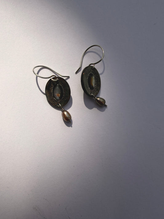 JADEWATER DESIGN | Carved Oval w Grey Cultivated Pear Drop Earrings