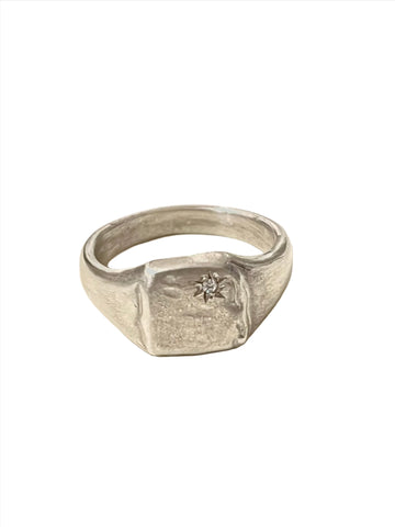 Sonja Fries |  Ring Signet Small Sterling Silver Diamond