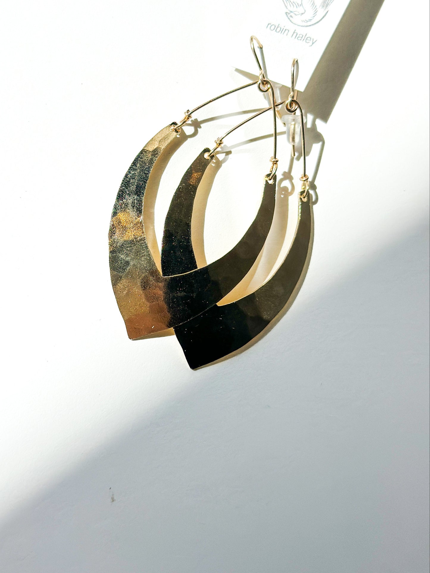 ROBIN HALEY | 14K Gold Plated Hammered V Shaped Earring
