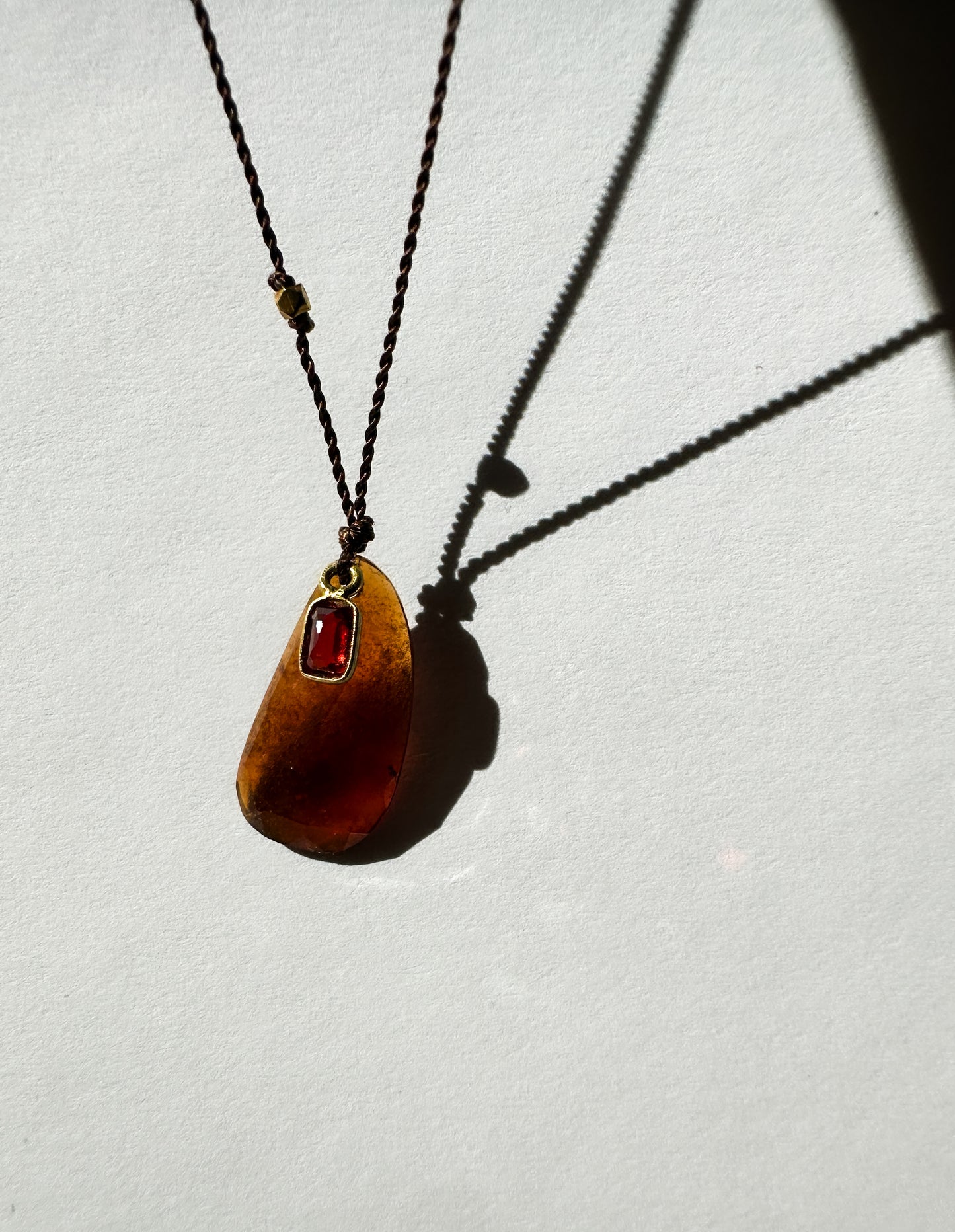 MARGARET SOLOW | Hessonite & Sapphire 18k