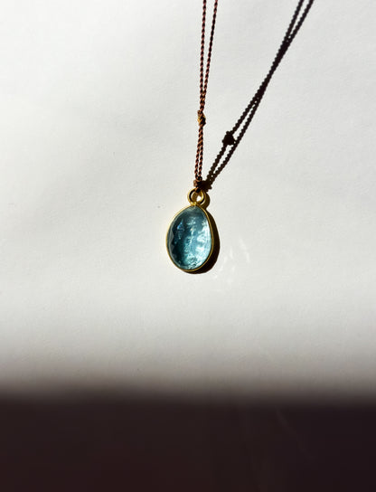 MARGARET SOLOW | Aquamarine 18K Bezel Necklace
