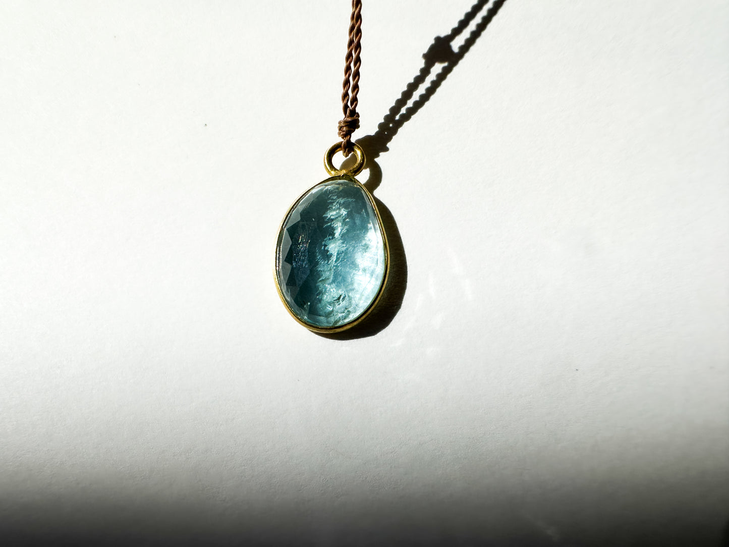 MARGARET SOLOW | Aquamarine 18K Bezel Necklace