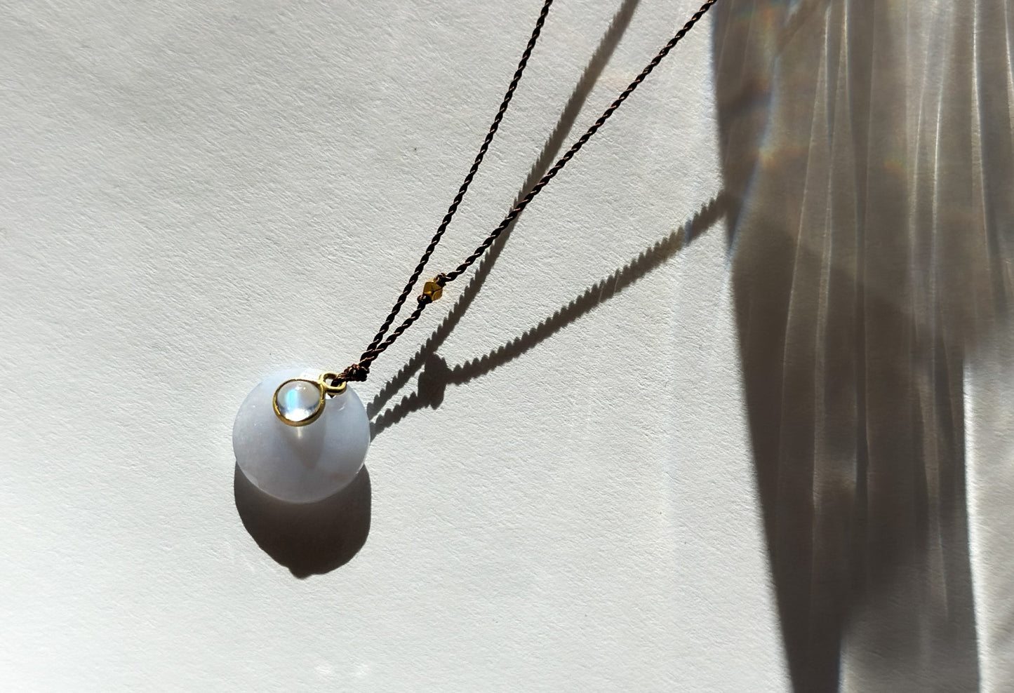 MARGARET SOLOW | 18k Chalcedony and Moonstone Necklace