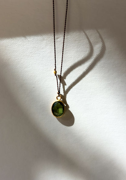 MARGARET SOLOW | Sapphire Oval Pendant 18k Necklace