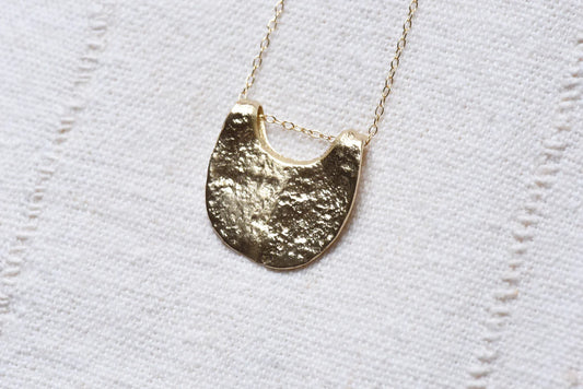 8.6.4 | Brass Pendant Necklace