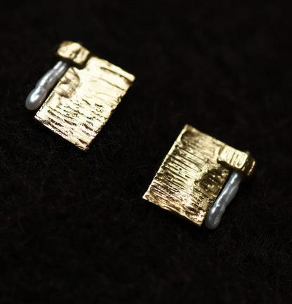 8.6.4 | Abstract Pearl Earrings